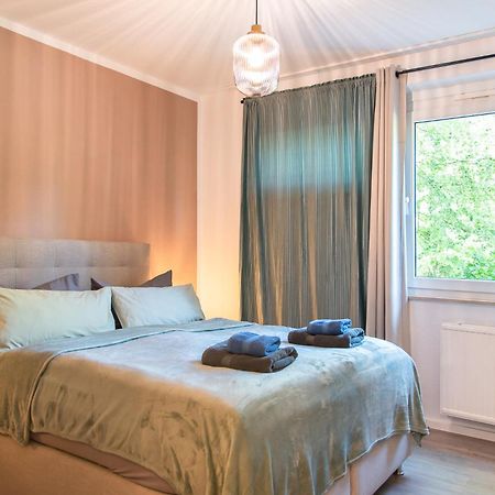 Smart & Cozy Apartment - Balkon, Netflix, Nespresso Кемниц Екстериор снимка