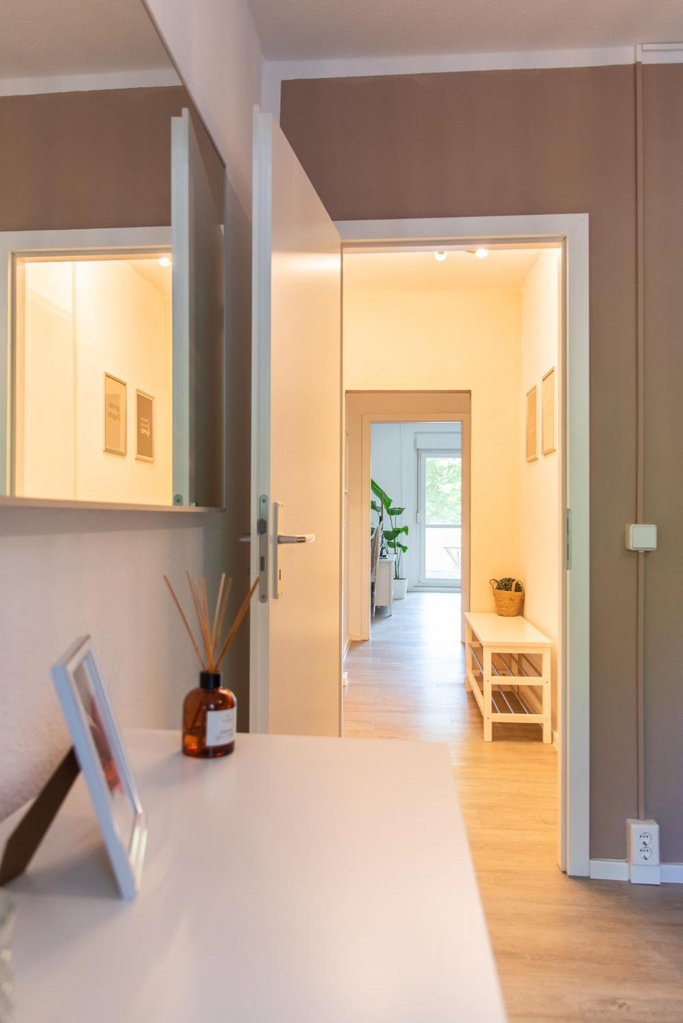 Smart & Cozy Apartment - Balkon, Netflix, Nespresso Кемниц Екстериор снимка